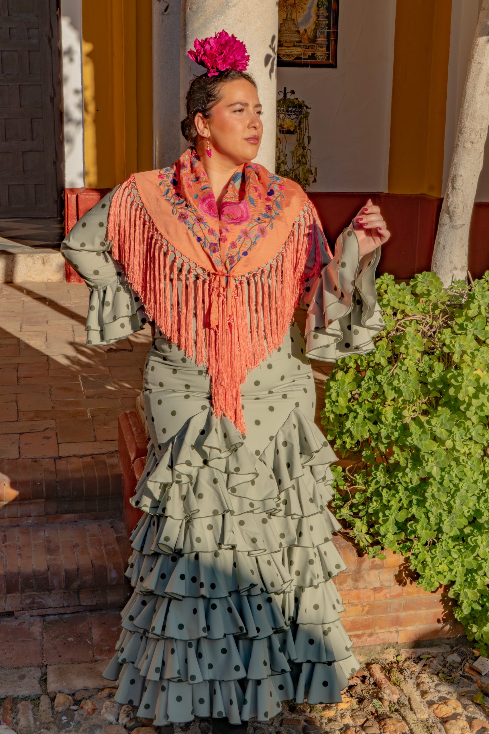 Flamencura curvys (106 de 174) Detalle de confección artesanal en traje de flamenca Plus Size Ana Faura Sevilla.