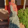 Detalle de confección artesanal en traje de flamenca Plus Size Ana Faura Sevilla.
