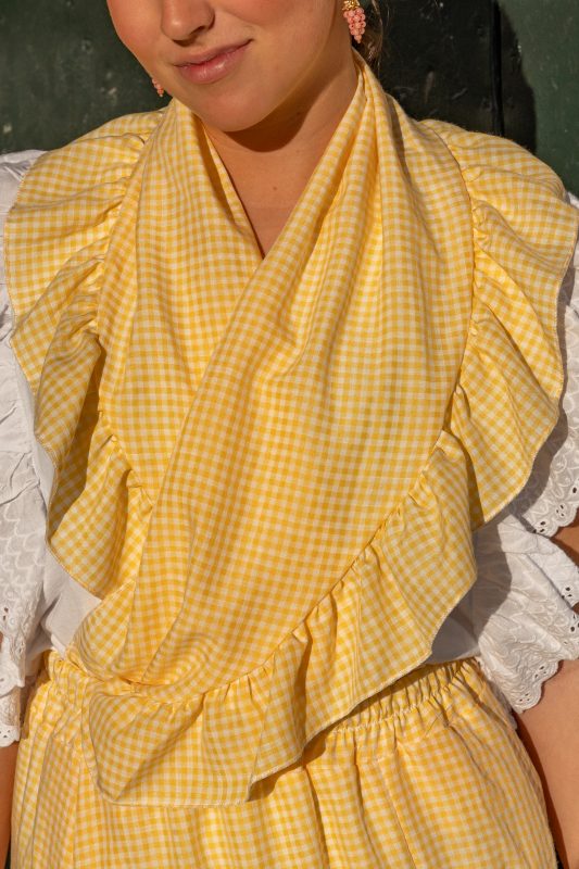 falda-amarilla-piquillo-camiseta1