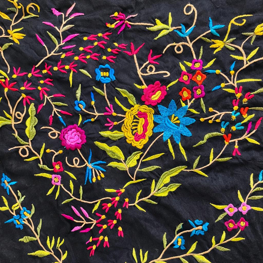 manton-flamenca-negro-multicolor-nuevo2