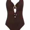 Bañador cut-out marrón con doble tirante y hebilla - Fotografía de catálogo sin modelo - Ana Faura