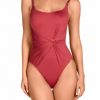 Bañador Drapeado Rojo Cereza con Control Abdominal Suave - Vista frontal completa - Ana Faura