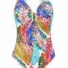 Bañador estampado tropical con escote en V y efecto vientre plano - Fotografía de catálogo sin modelo - Ana Faura