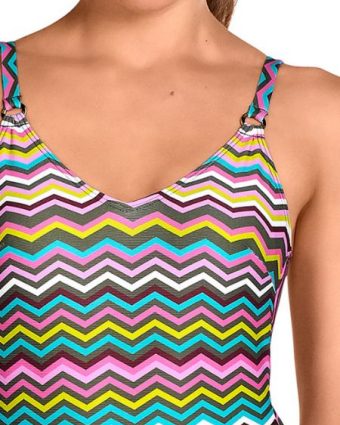 Bañador geométrico zigzag multicolor con escote V y copas B - Detalle del diseño - Ana Faura