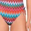 Bañador de Lurex Estampado Multicolor con Espalda Cerrada y Escote en V - Primer plano del tejido y textura - Ana Faura