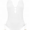 Bañador monokini blanco con aberturas y lazos ajustables - Fotografía de catálogo sin modelo - Ana Faura