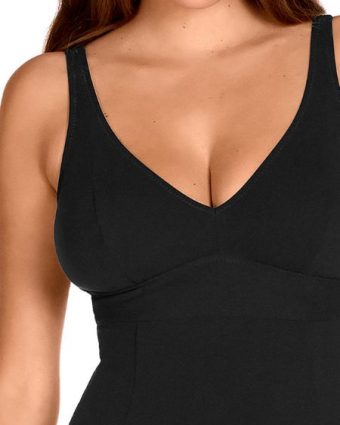 Bañador enterizo negro con escote en V y copas extraíbles - Detalle del diseño - Ana Faura