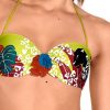 Bikini Bandeau Tropical Wild con Copas Preformadas y Sujeción al Cuello - Detalle del diseño - Ana Faura