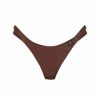Bikini braga de gaviota brillante con efecto metálico - Vista frontal completa - Ana Faura