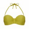 Top de bikini bandeau con aro y fruncido verde lima - Vista frontal completa - Ana Faura