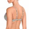 Top de Bikini Bralette con Estampado Ikat y Lurex Verde Oliva - Detalle del diseño - Ana Faura