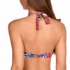 Top de bikini halter con estampado étnico y copas extraíbles - Detalle del diseño - Ana Faura