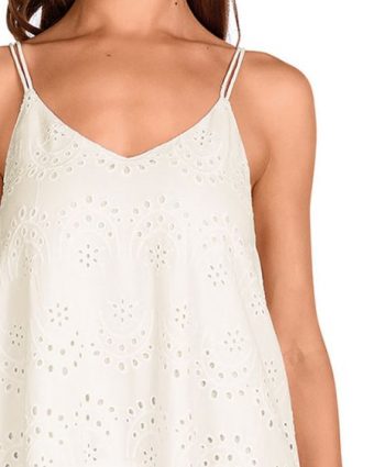 Vestido largo de algodón bordado estilo ibicenco con escote en pico blanco - Detalle del diseño - Ana Faura
