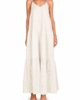Vestido largo de algodón bordado estilo ibicenco con escote en pico blanco - Vista frontal completa - Ana Faura