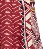 Vestido Largo Étnico con Bolsillos Burdeos - Primer plano del tejido y textura - Ana Faura