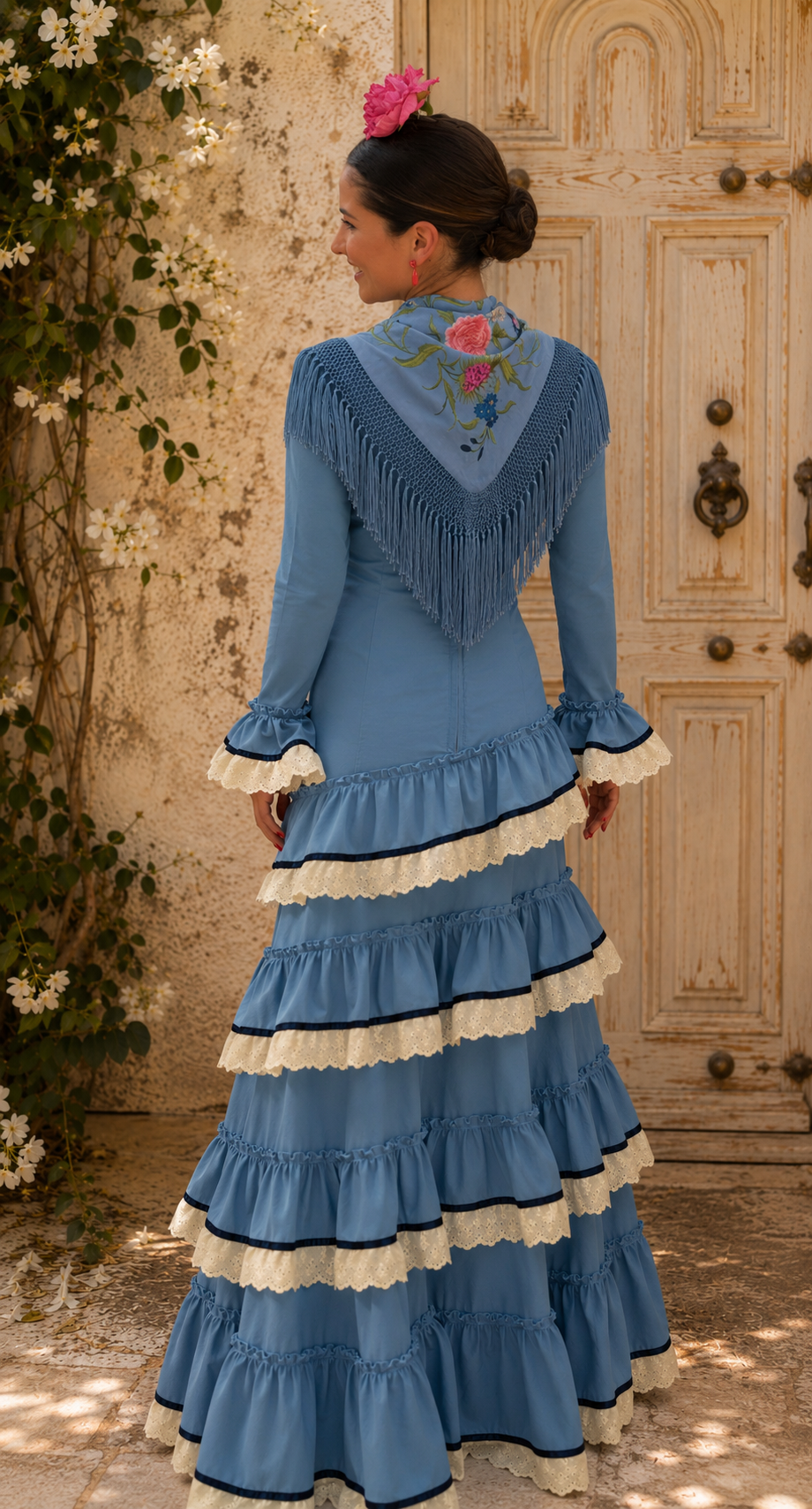 traje-flamenca-artesanal-modelo-sevilla-azul-anil.jpg